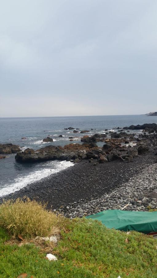 Blue Sea. Tony Frias. Las Eras. Arico - Tenerife. Arico el Nuevo Buitenkant foto